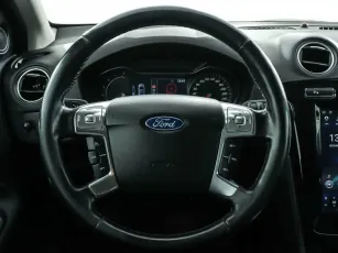 Ford  9