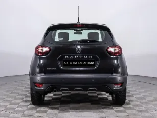 Renault  6
