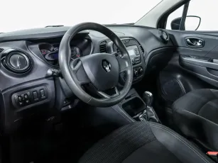 Renault  9