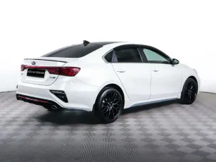 Kia  5