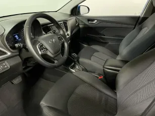 Hyundai  7