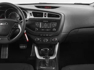 Kia  15
