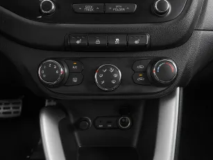 Kia  17