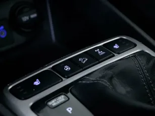 Hyundai  11