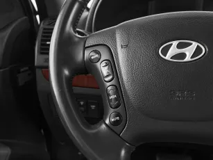 Hyundai  11