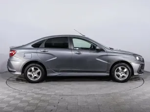 Lada (ВАЗ)  4