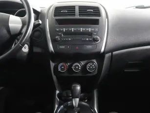Mitsubishi  8