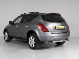 Nissan  4