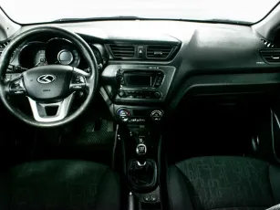 Kia  6