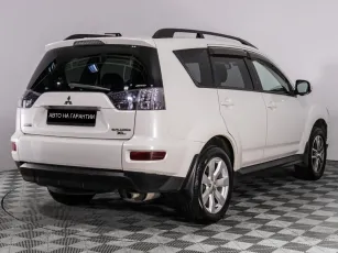 Mitsubishi  3