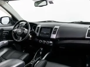 Mitsubishi  5