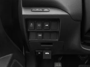 Nissan  14