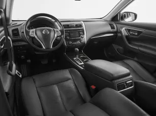Nissan  7