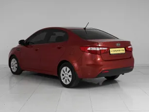 Kia  4