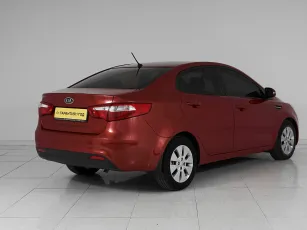 Kia  6