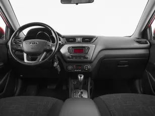 Kia  7