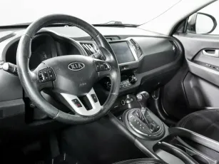 Kia  10