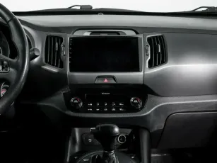 Kia  11