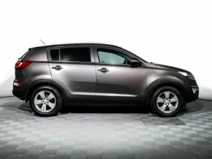 Kia  4