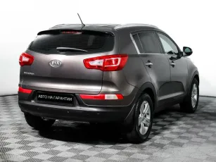Kia  5