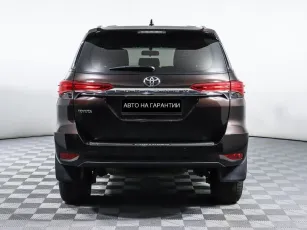Toyota  4
