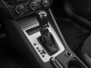 Skoda  16