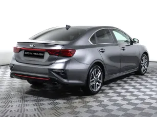 Kia  3