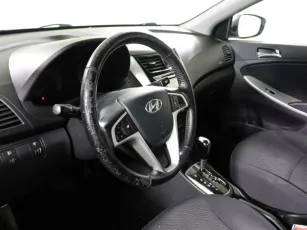 Hyundai  7