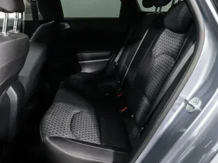 Kia  11