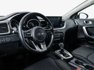 Kia  6