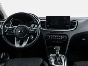 Kia  7