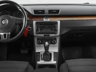 Volkswagen  12