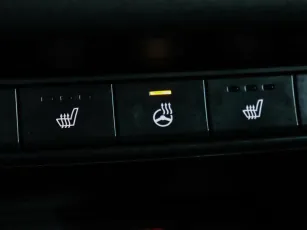 Kia  10
