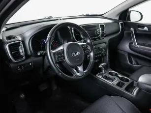 Kia  8