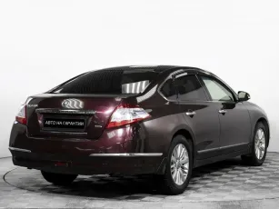 Nissan  5