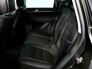 Volkswagen  12