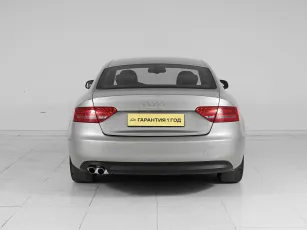 Audi  6