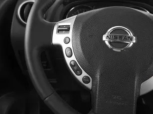 Nissan  11