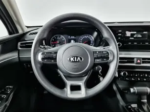 Kia  7