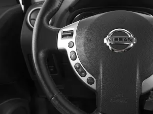 Nissan  11
