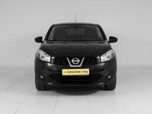 Nissan  2
