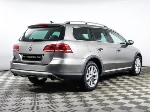 Volkswagen  3