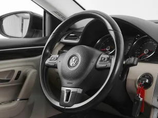 Volkswagen  10