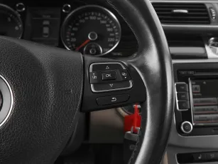 Volkswagen  12