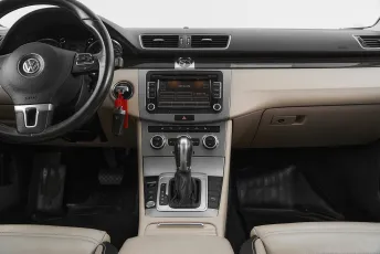 Volkswagen  15