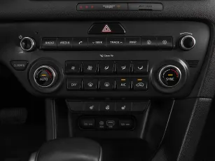 Kia  16