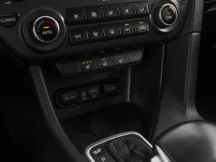 Kia  17