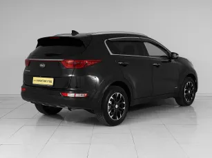 Kia  6