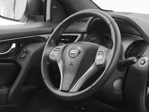 Nissan  10