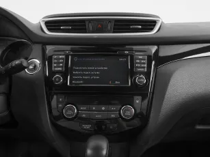 Nissan  17